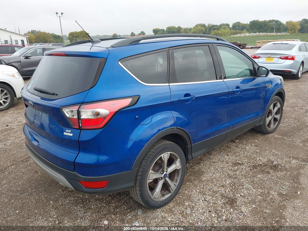 2017 Ford Escape SE photo 4