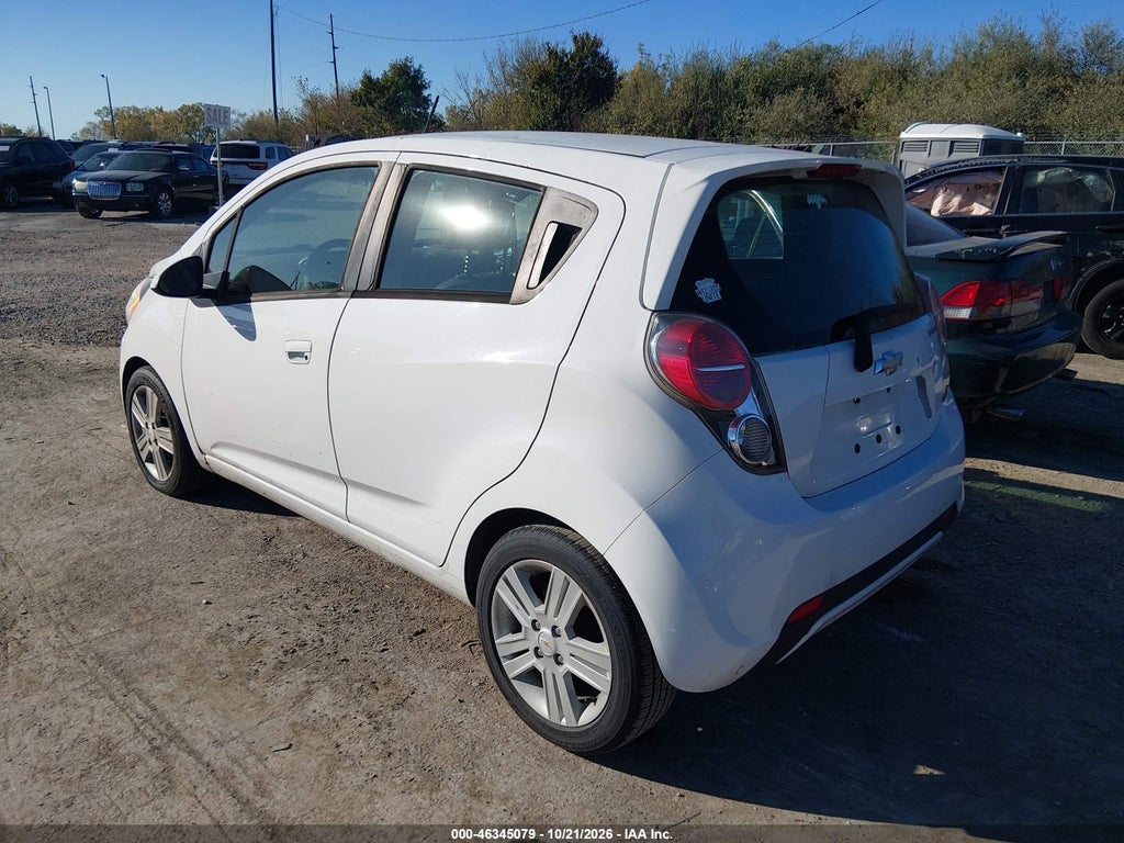 2015 Chevrolet Spark 1LT CVT photo 3