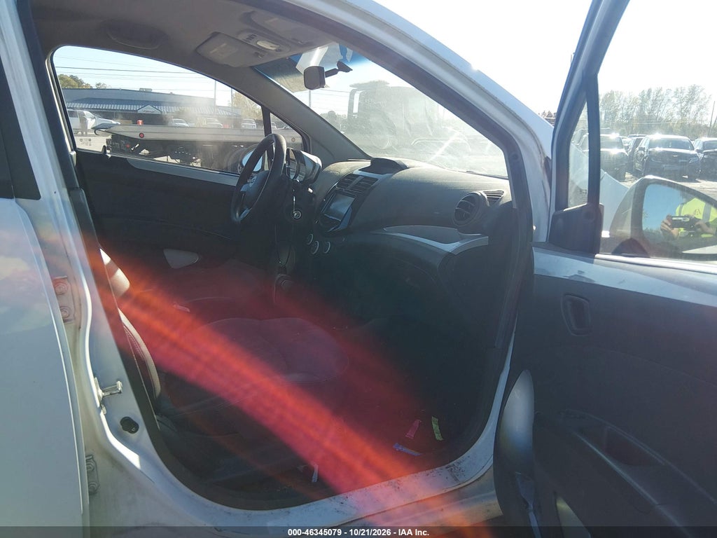2015 Chevrolet Spark 1LT CVT photo 5