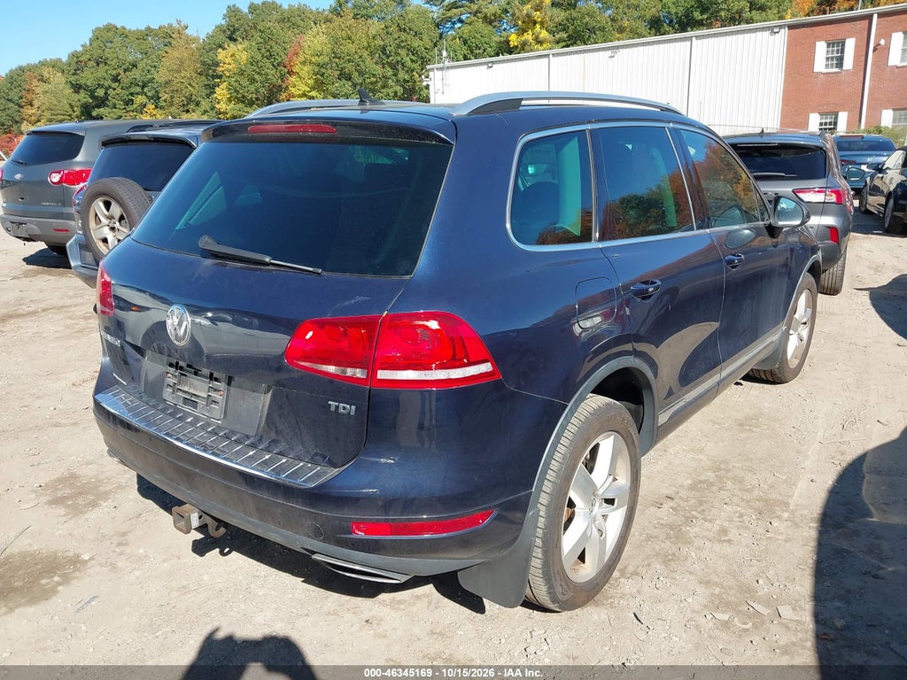 2013 Volkswagen Touareg TDI LUX photo 4