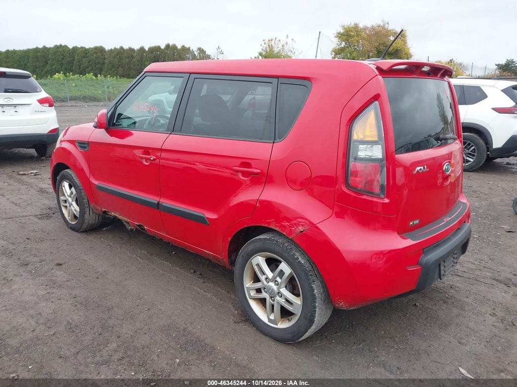2011 Kia Soul + photo 3