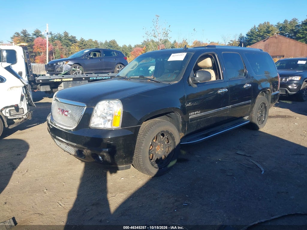 2011 GMC Yukon XL 1500 Denali photo 2