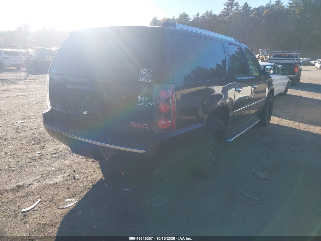 2011 GMC Yukon XL 1500 Denali photo 6