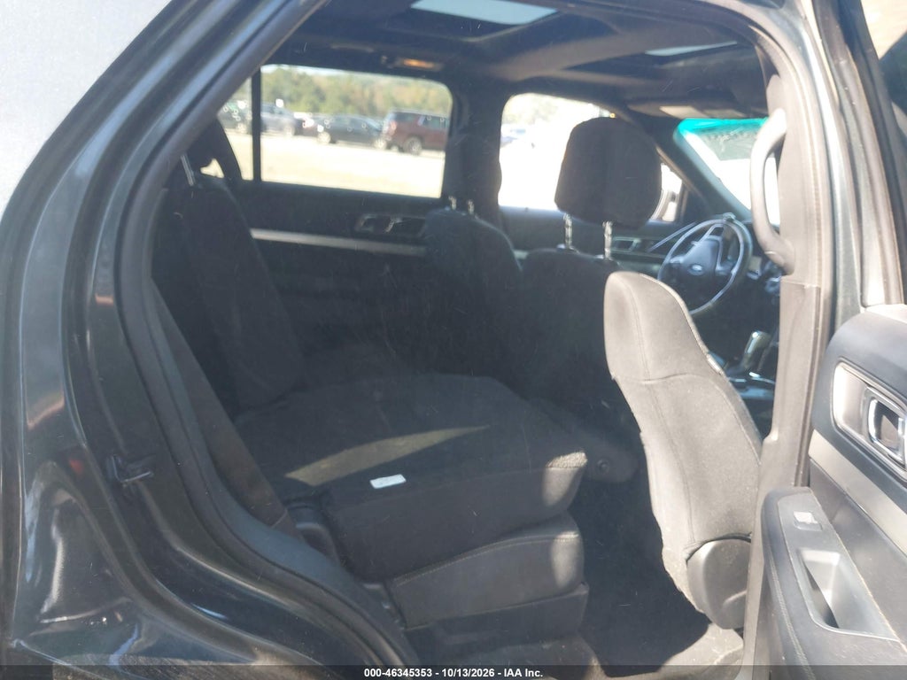 2016 Ford Explorer XLT photo 8