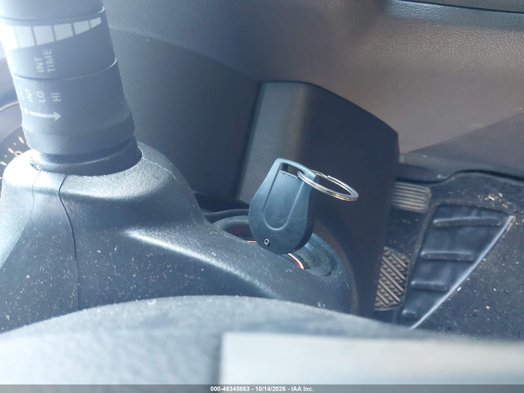 2013 Nissan Rogue S photo 11