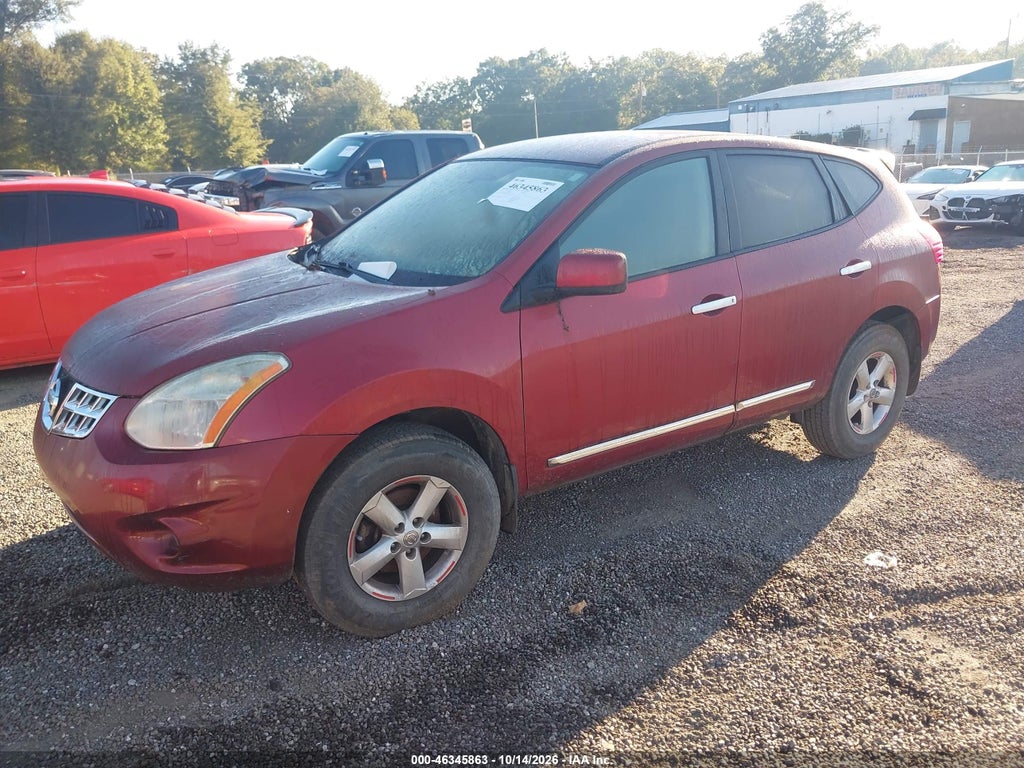 2013 Nissan Rogue S photo 2