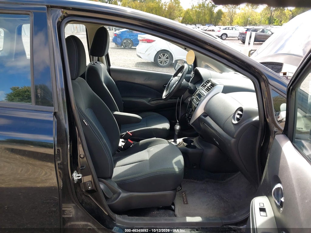 2015 Nissan Versa Note S (sr)/S Plus/SL/SR/SV photo 5