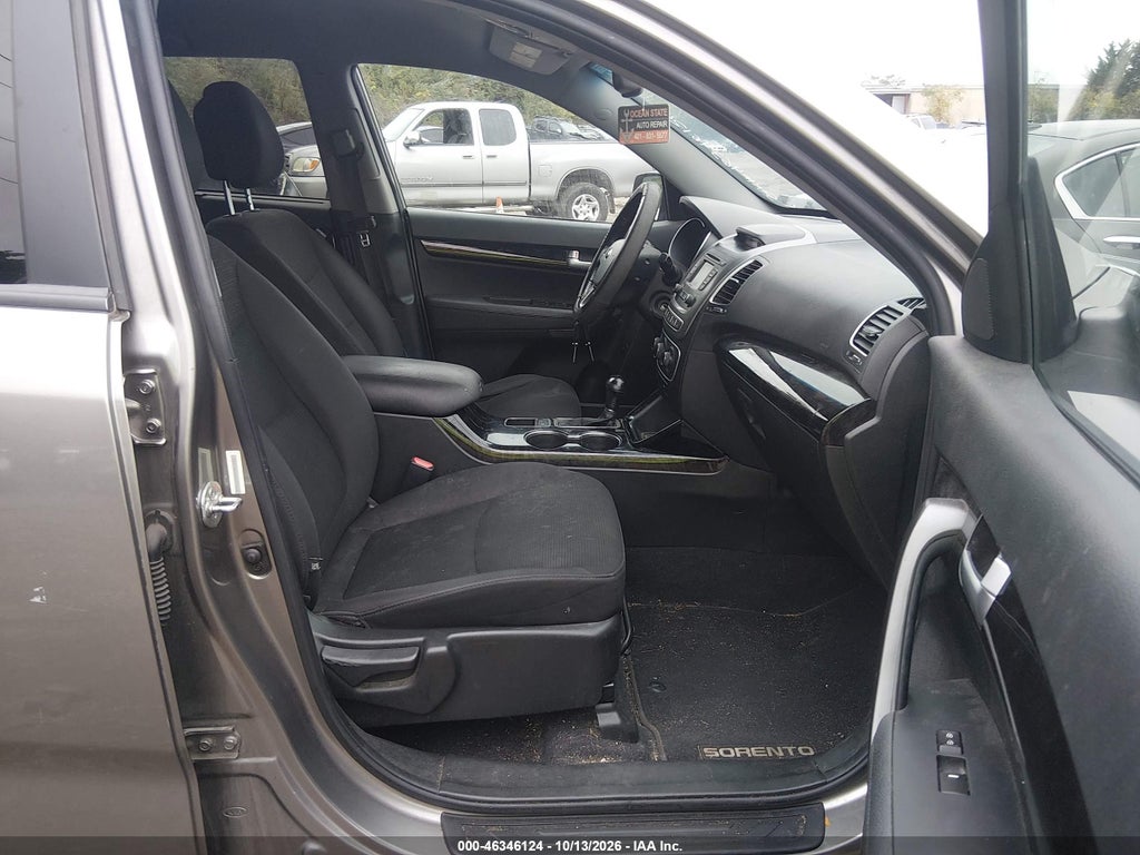 2015 Kia Sorento LX photo 5