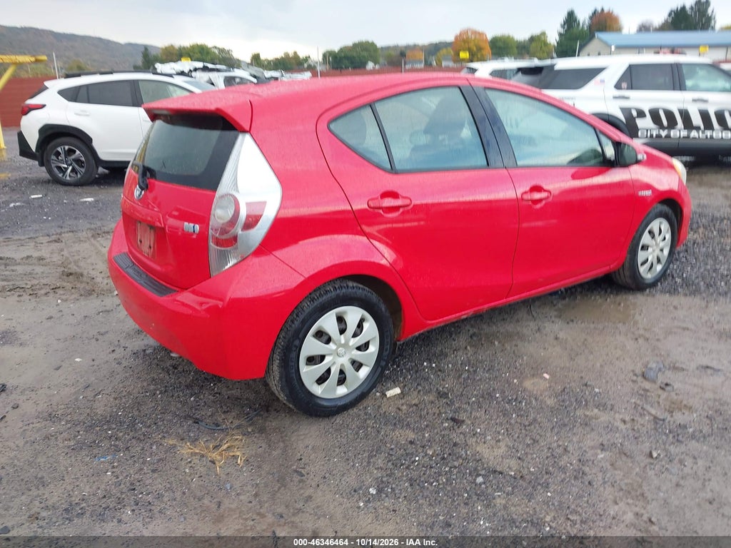2014 Toyota Prius C TWO photo 4