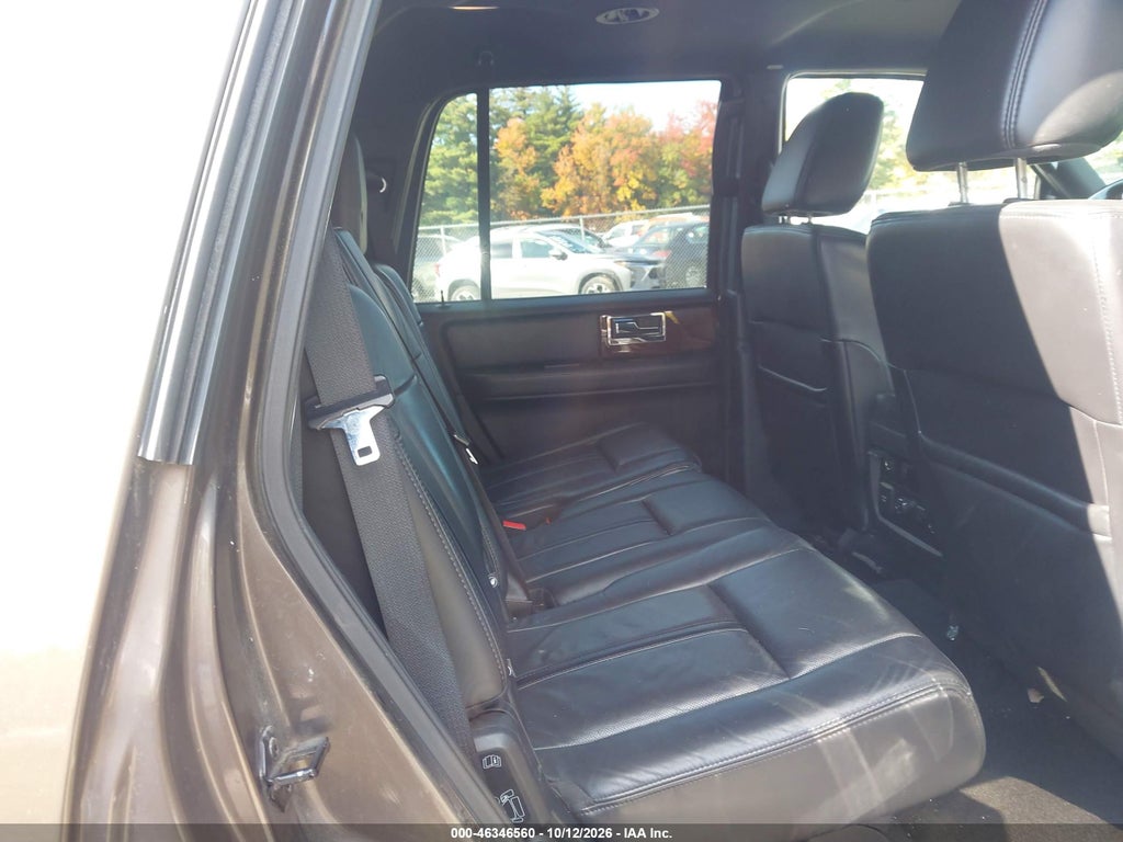 2015 Lincoln Navigator photo 8