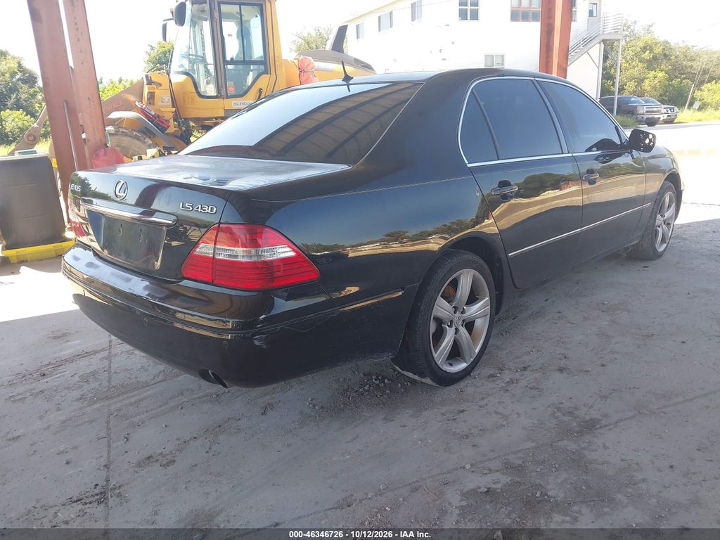 2004 Lexus LS 430 photo 4