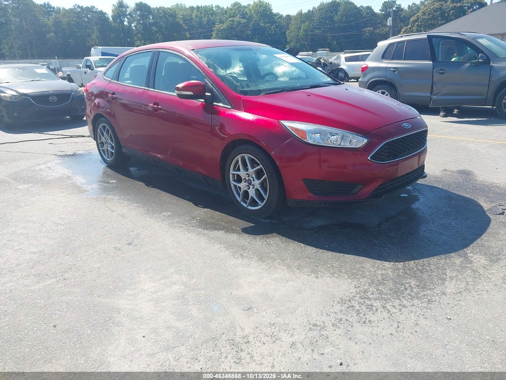 2015 Ford Focus SE photo 1