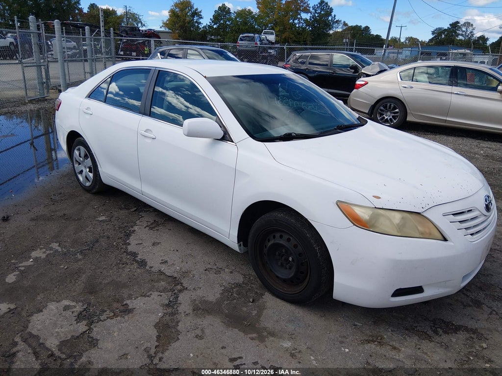 2007 Toyota Camry LE photo 1
