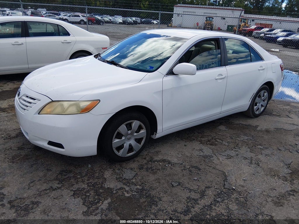 2007 Toyota Camry LE photo 2