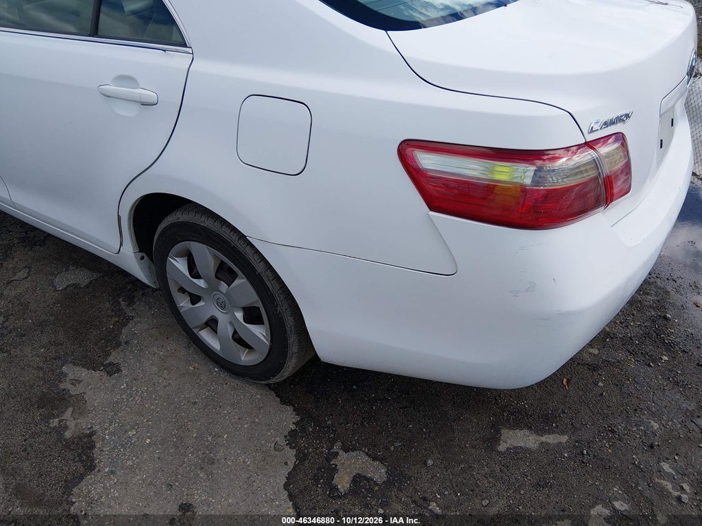2007 Toyota Camry LE photo 6