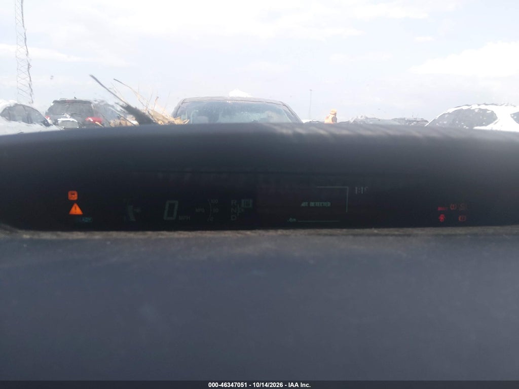 2011 Toyota Prius TWO photo 7