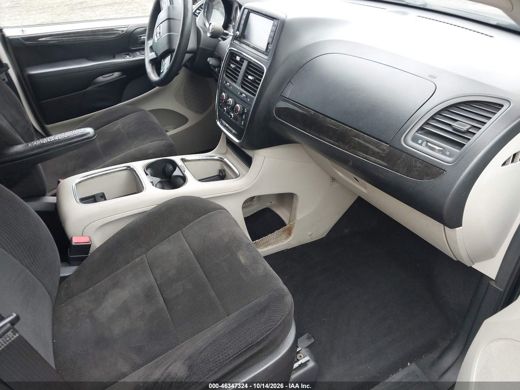 2013 Dodge Grand Caravan SXT photo 5