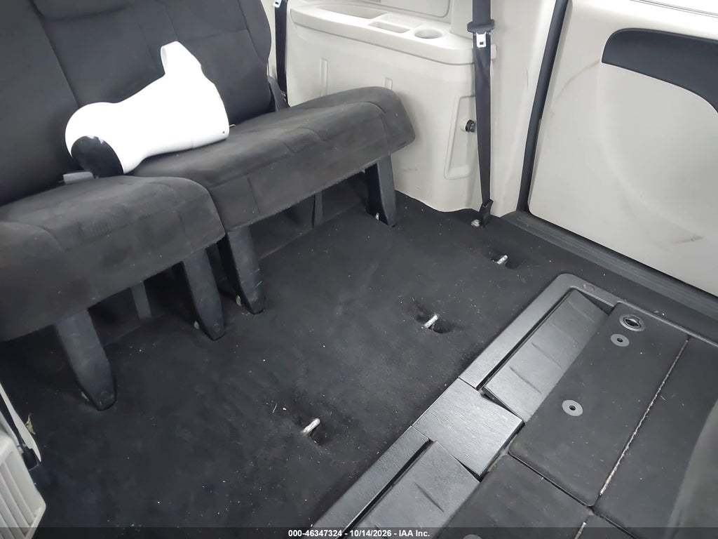 2013 Dodge Grand Caravan SXT photo 8