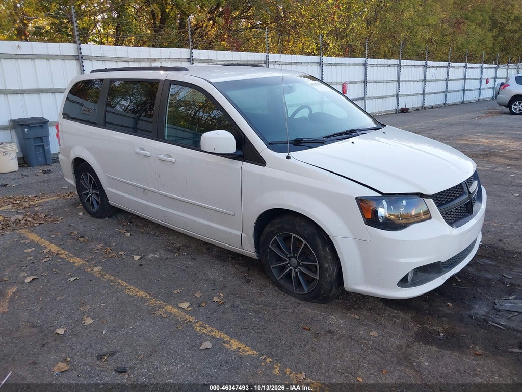 2017 Dodge Grand Caravan GT photo 1