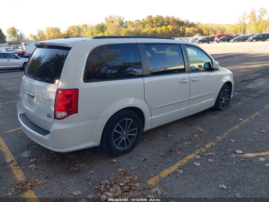 2017 Dodge Grand Caravan GT photo 4