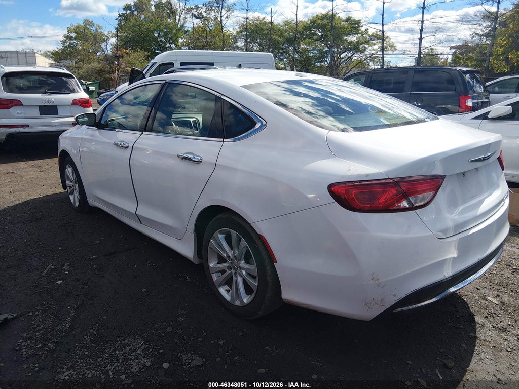 2015 Chrysler 200 Limited photo 3