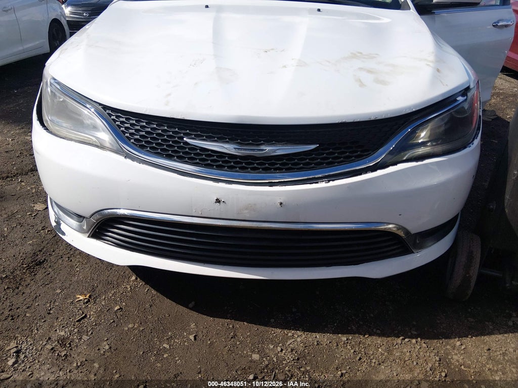 2015 Chrysler 200 Limited photo 6