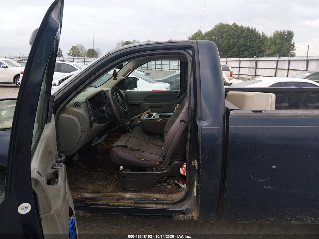 2011 GMC Sierra 1500 Work Truck photo 5