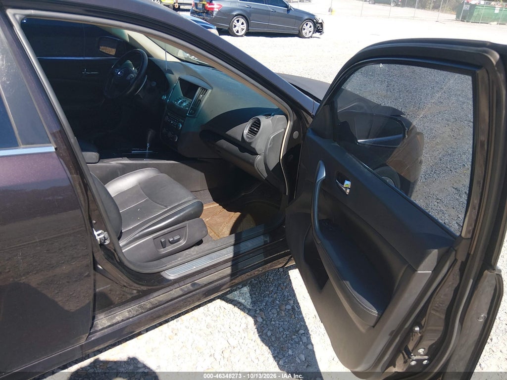 2011 Nissan Maxima 3.5 SV photo 5