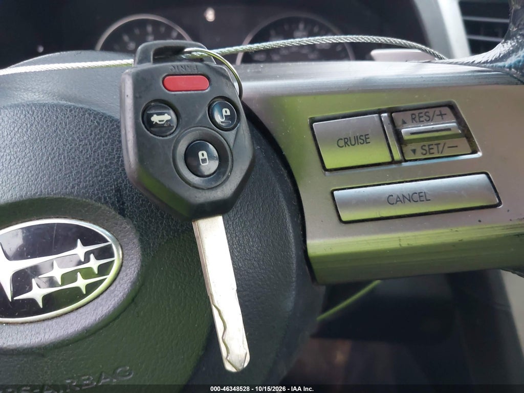 2011 Subaru Outback 2.5I Premium photo 11