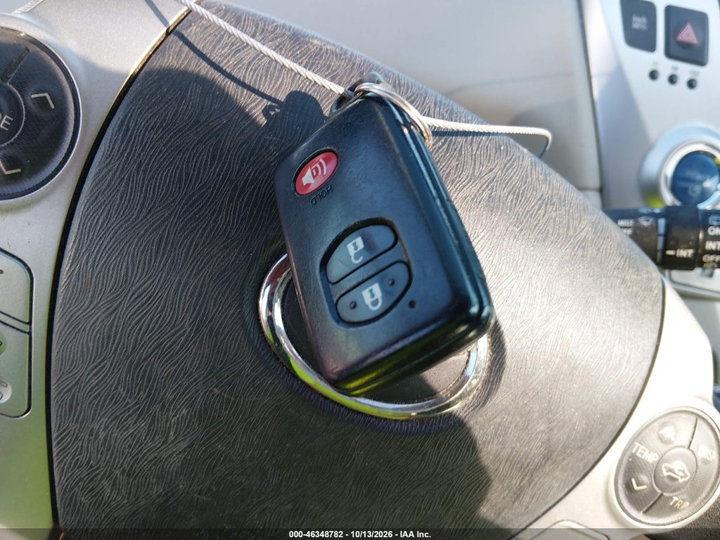 2012 Toyota Prius V Five photo 11