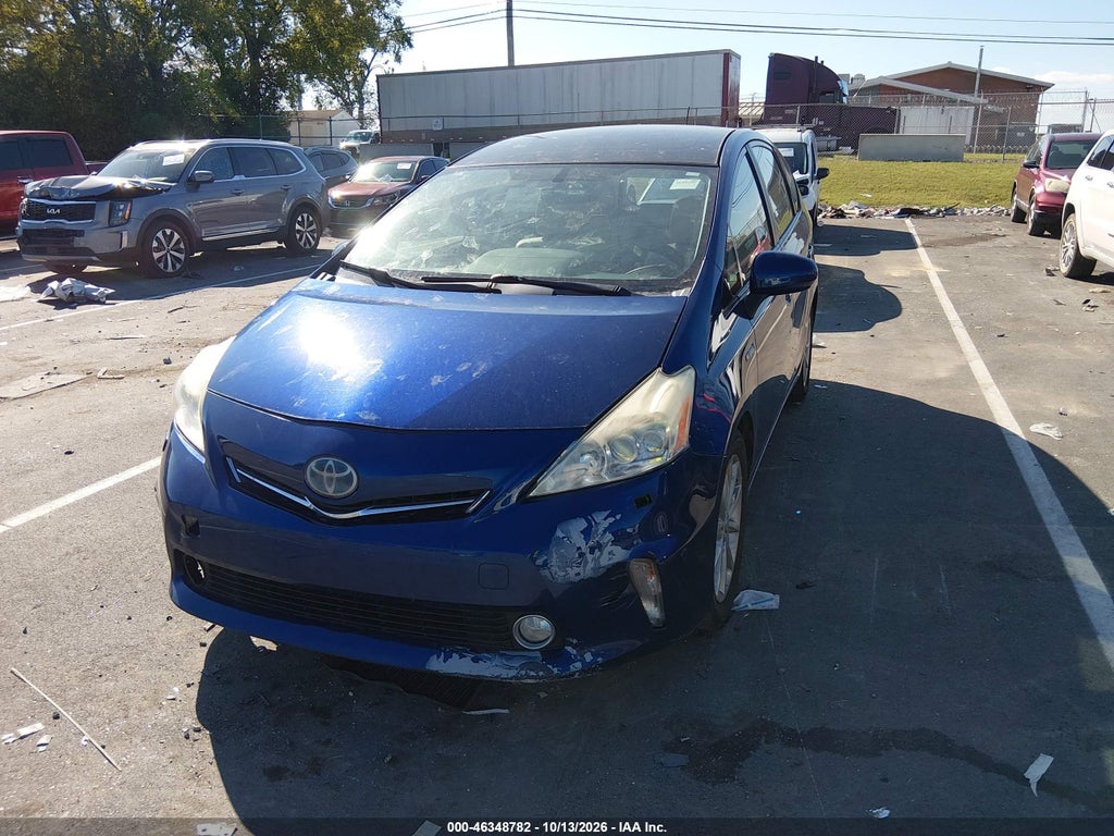 2012 Toyota Prius V Five photo 6