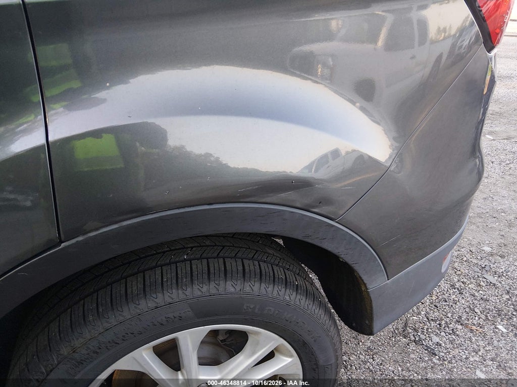 2019 Ford Escape SEL photo 6