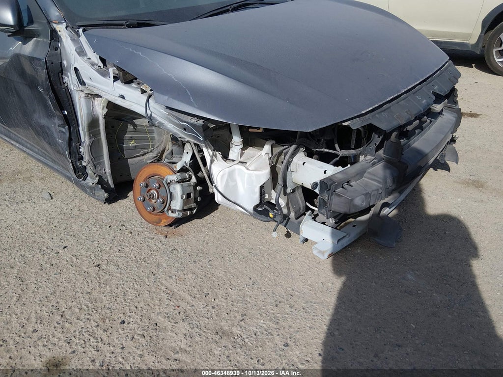 2024 Nissan Sentra SV Xtronic CVT photo 6