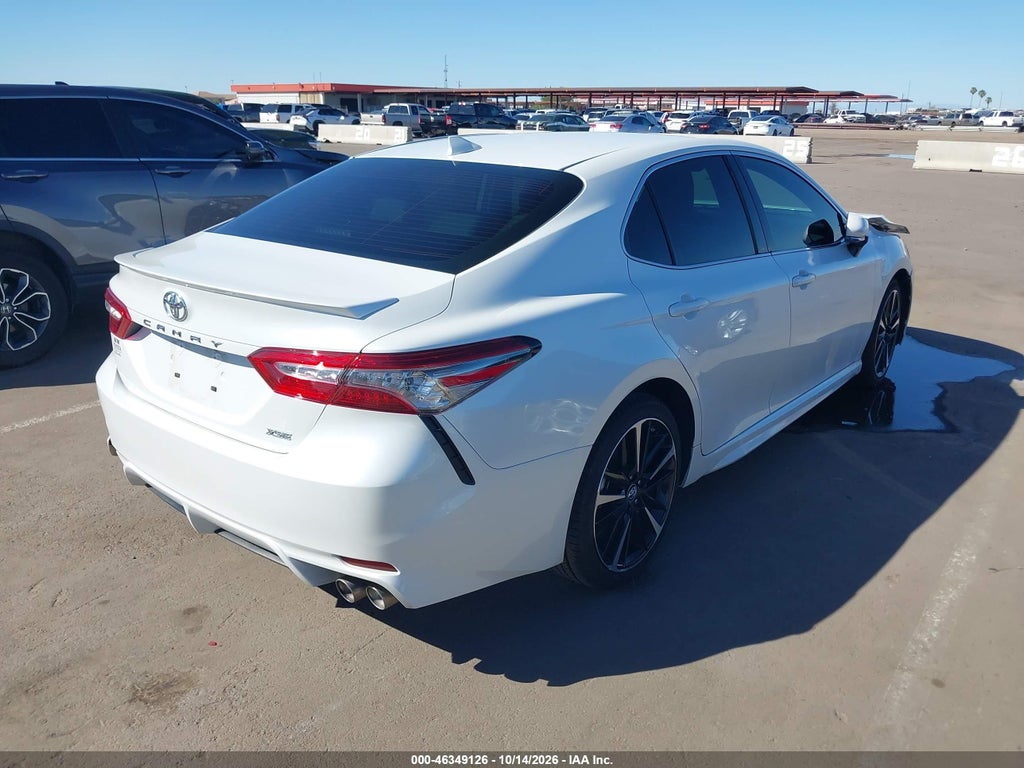 2019 Toyota Camry XSE photo 4
