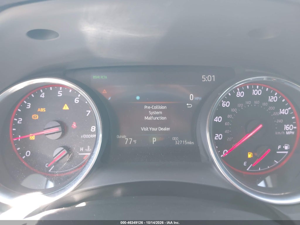 2019 Toyota Camry XSE photo 7