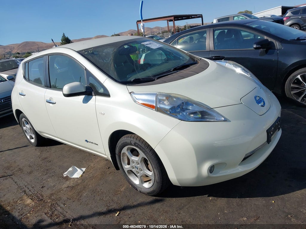 2012 Nissan Leaf SL photo 1
