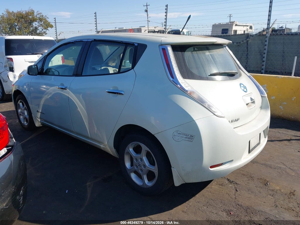 2012 Nissan Leaf SL photo 3