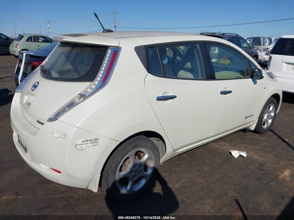 2012 Nissan Leaf SL photo 4