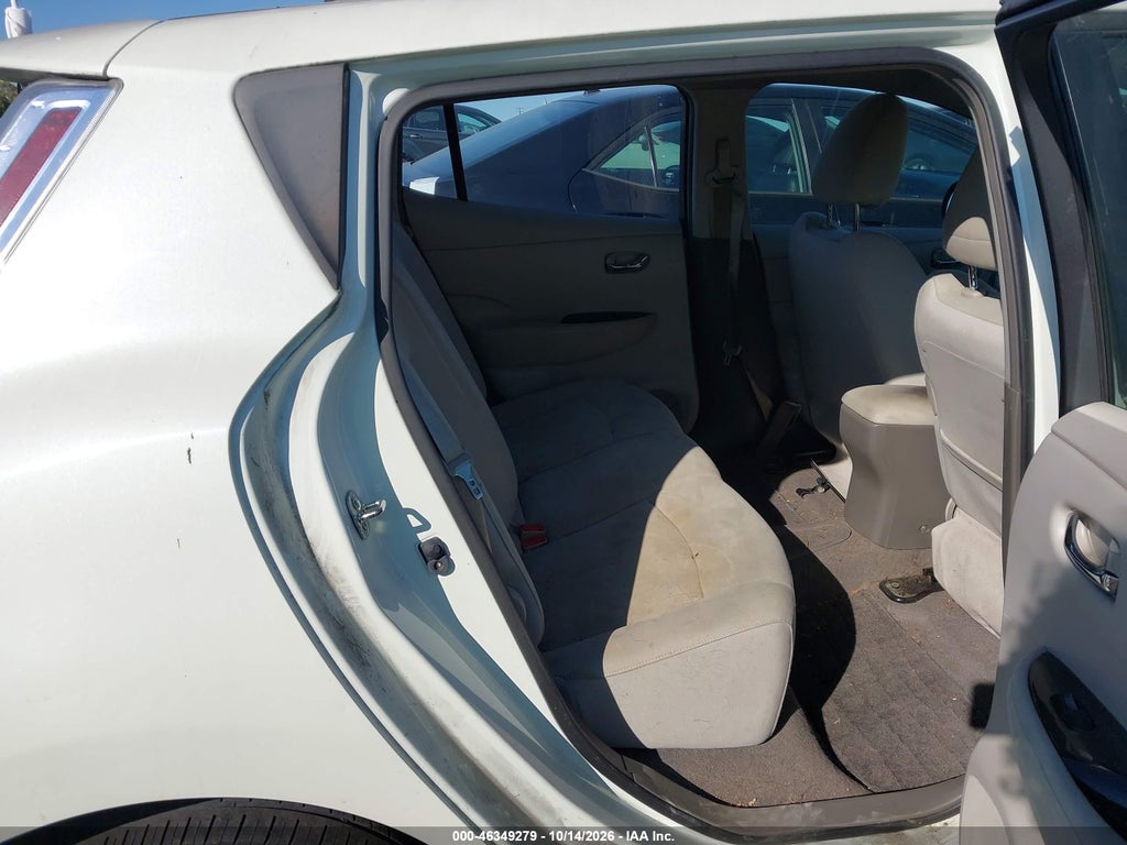 2012 Nissan Leaf SL photo 8