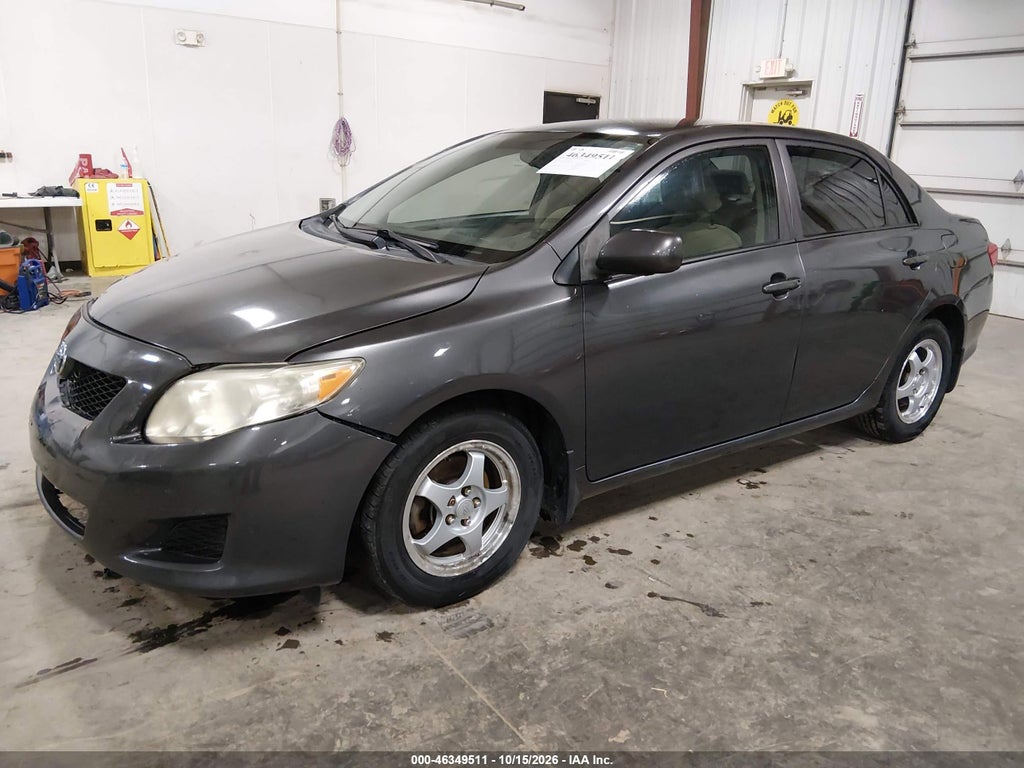 2009 Toyota Corolla LE photo 2