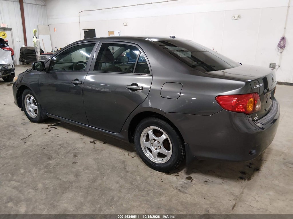 2009 Toyota Corolla LE photo 3
