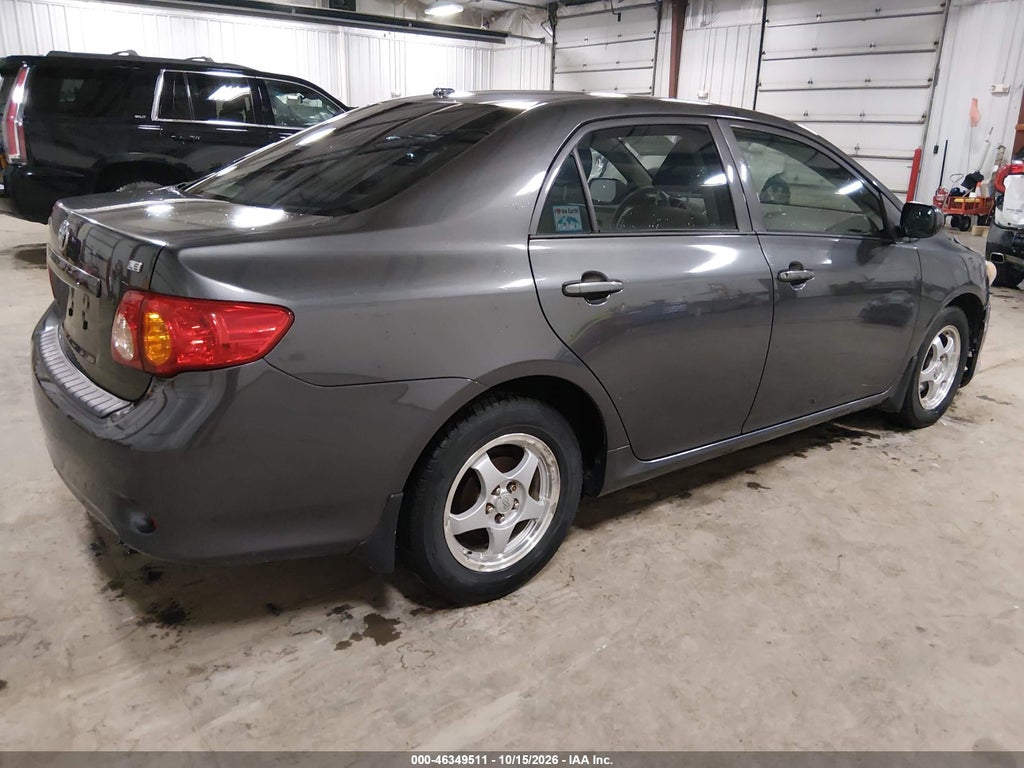 2009 Toyota Corolla LE photo 4