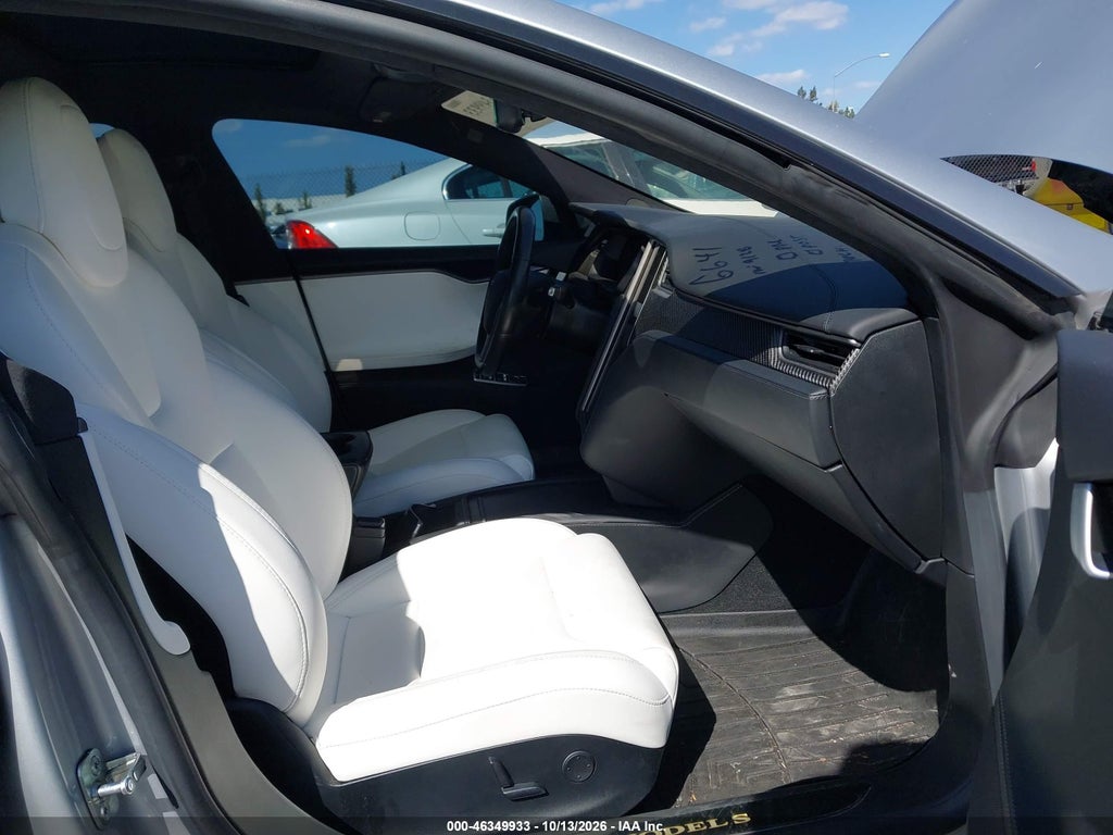 2019 Tesla Model S 100D/75D/Long Range/Standard Range photo 5