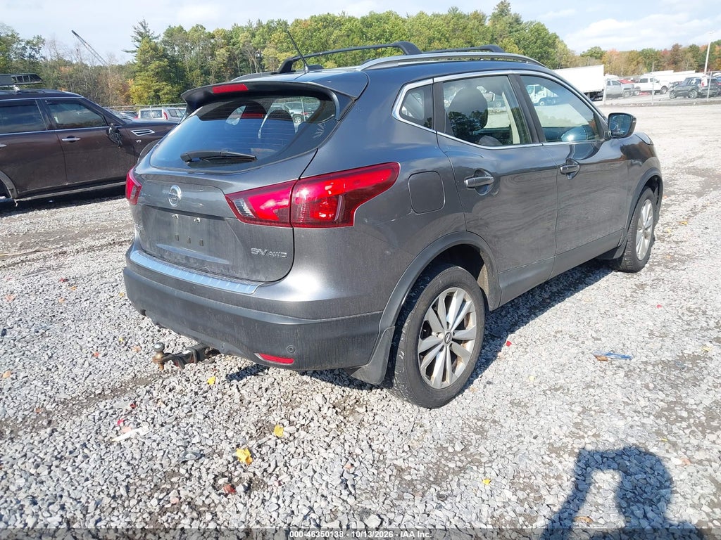 2019 Nissan Rogue Sport SV photo 4