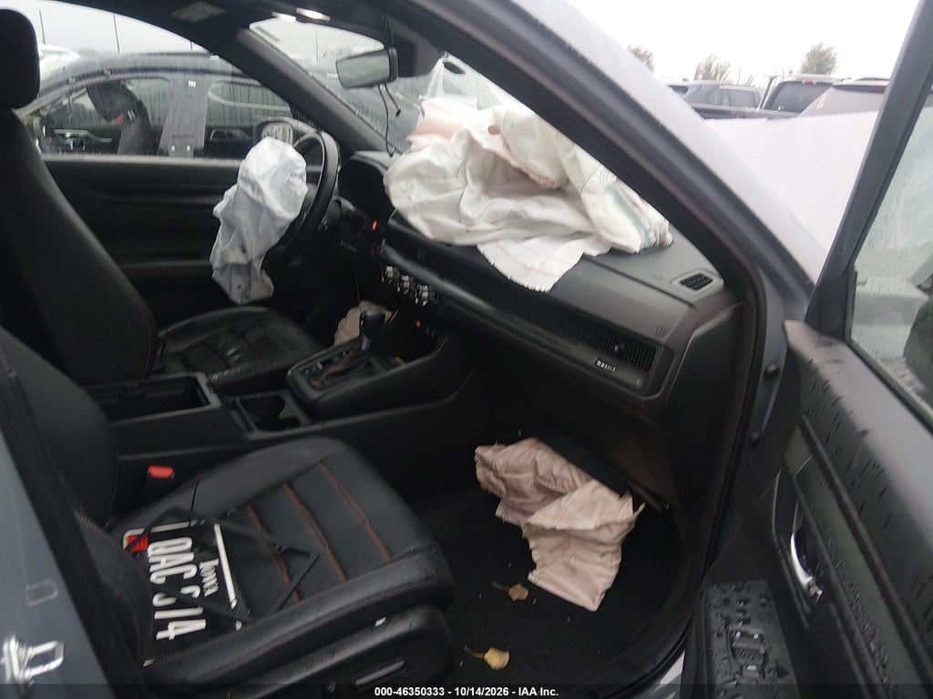 2025 Honda CR-V Hybrid Sport-L photo 5