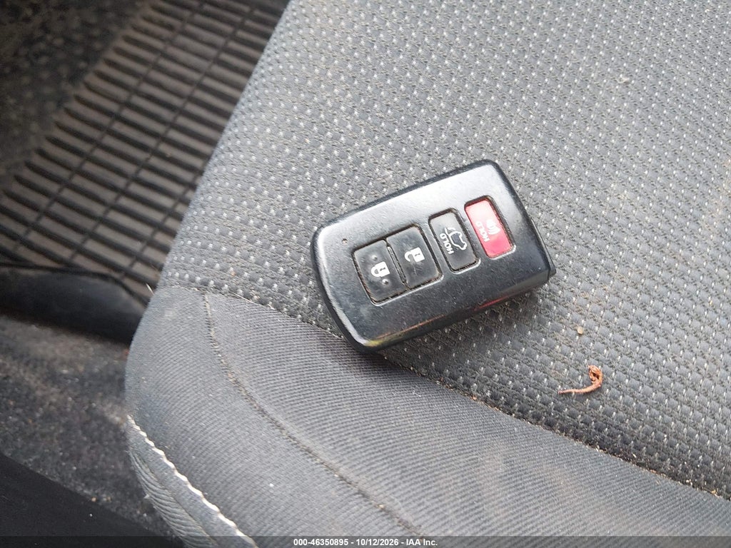 2018 Toyota RAV4 XLE photo 11