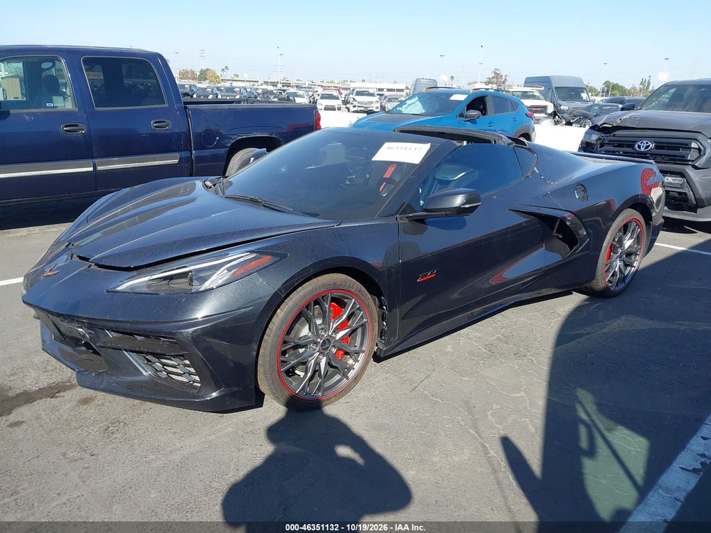 2023 Chevrolet Corvette Stingray RWD 3LT photo 2