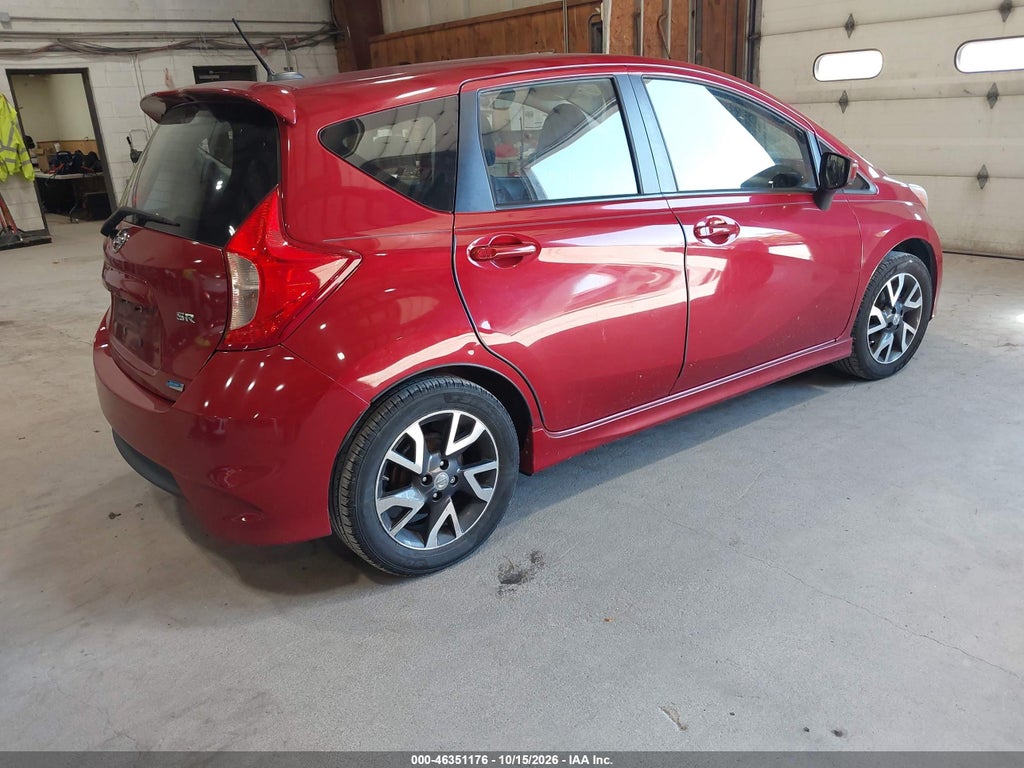 2015 Nissan Versa Note SR photo 4