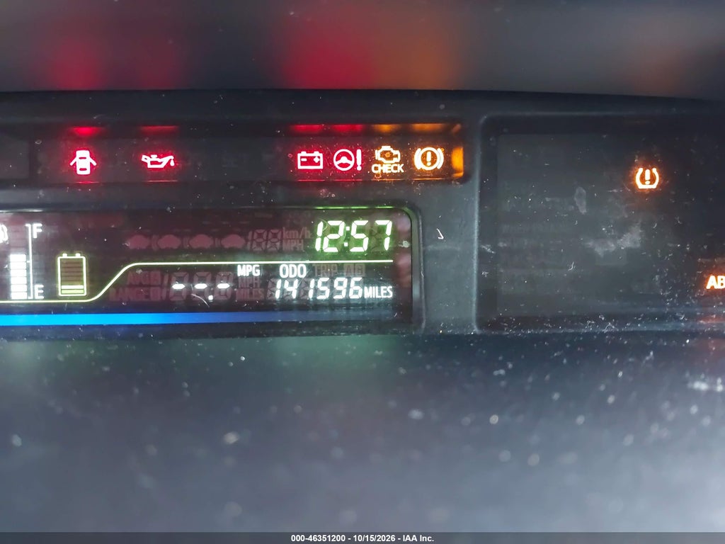 2014 Toyota Prius V Three photo 7