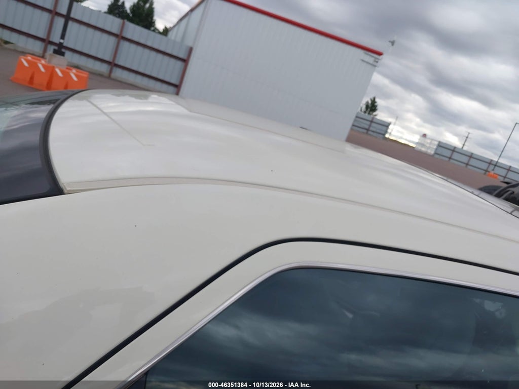 2005 Chrysler 300C photo 6